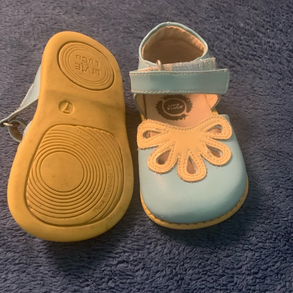 Size 7 Liva Luca shoes guc - Picture 2 of 2